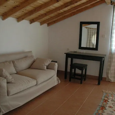 Arpia Hotel
